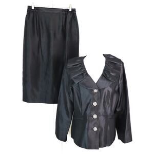EY Signature Black 2 Piece Skirt Suit SZ 12 Satin Taffeta Shimmer Rhinestone